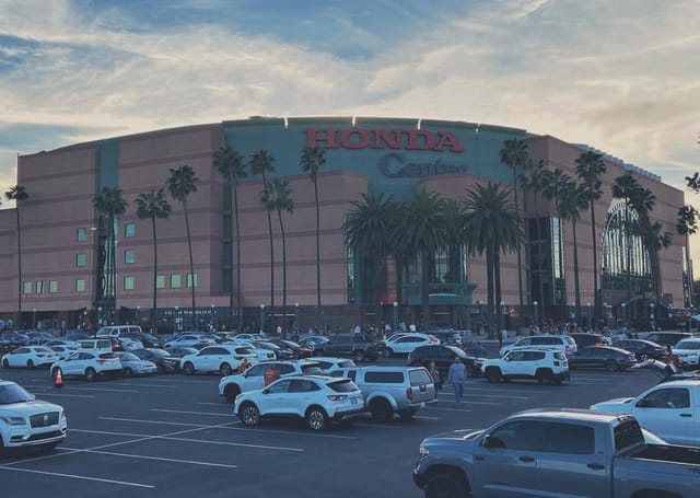 anaheim-ducks-at-honda-center_1